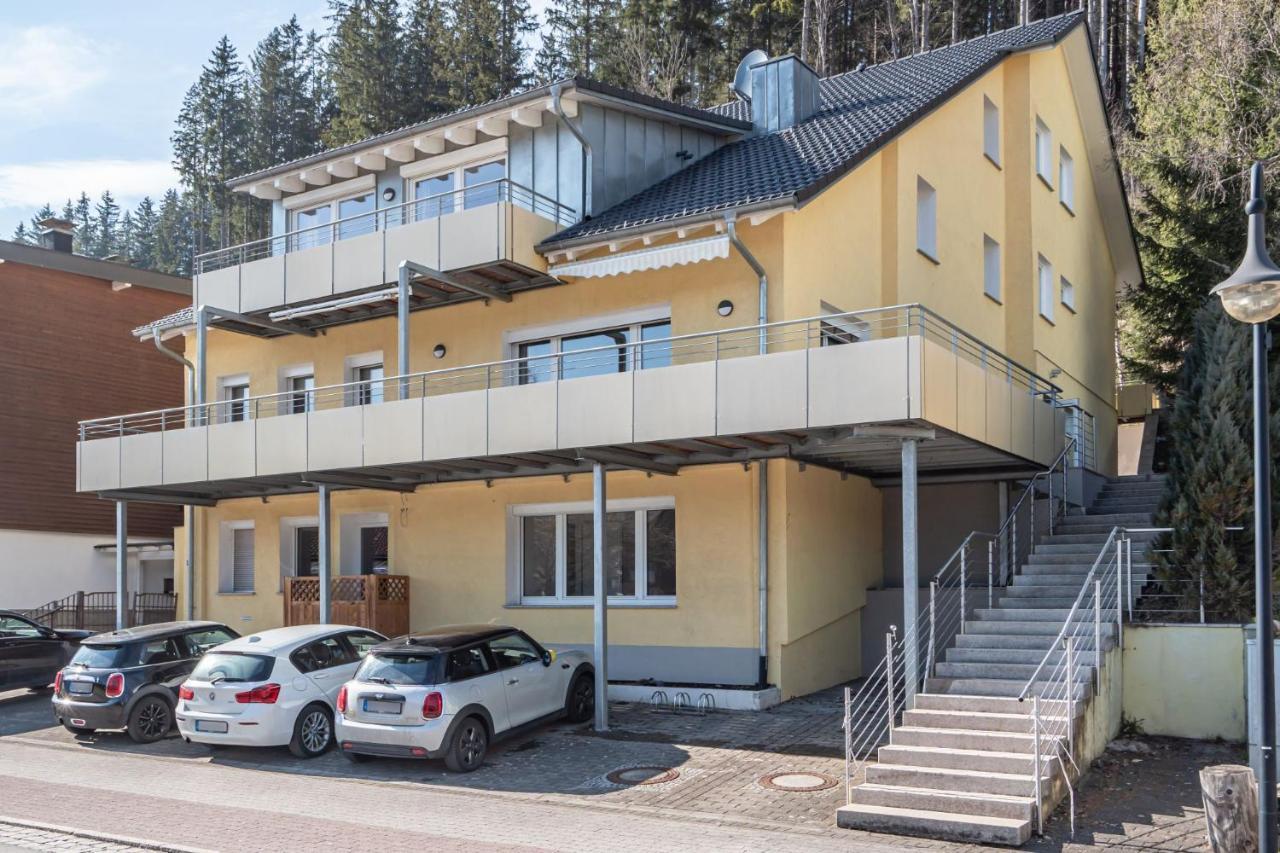 Forest Private Suites Титизее-Нойщат Екстериор снимка